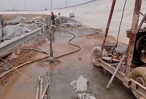 保山公路钻孔施工